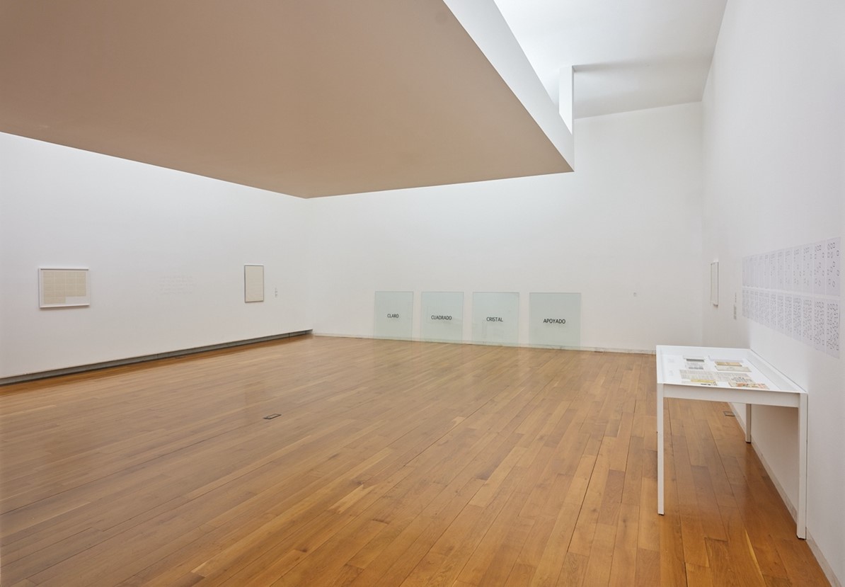 Fig. 1. Implosión: arte conceptual na colección CGAC (1965-1975). Centro Galego de Arte Contemporánea, Santiago de Compostela, 29 de septiembre de 2023 al 15 de enero de 2024.